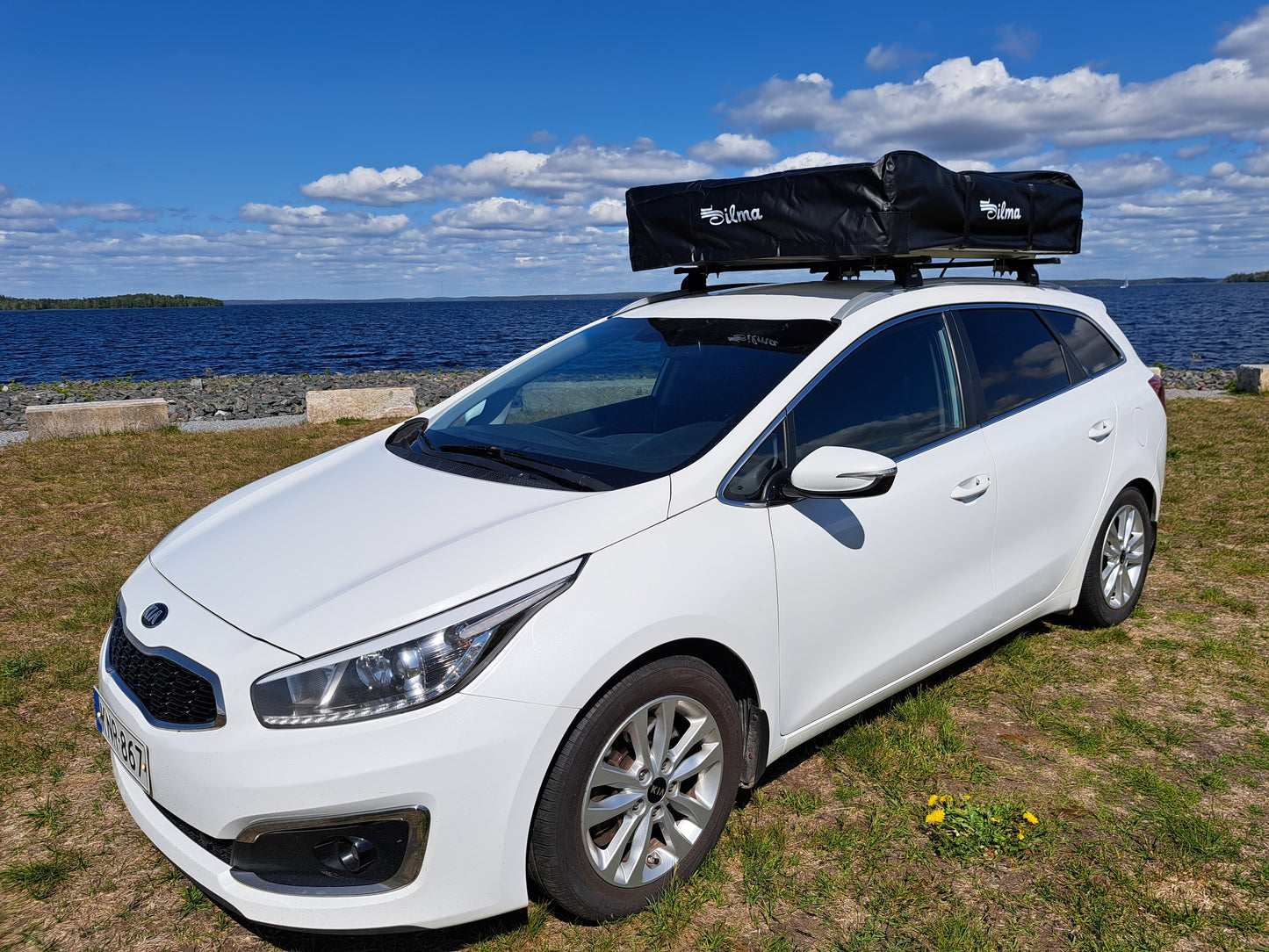 Auton kattoteltta ILMA pitkä 1.6 MUSTA