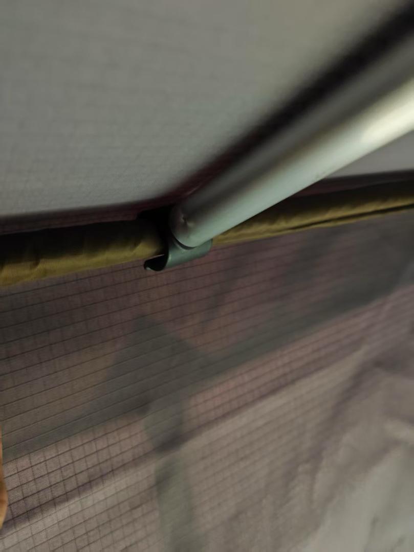 Auton kattoteltta pitkä mallin katoksen tuki